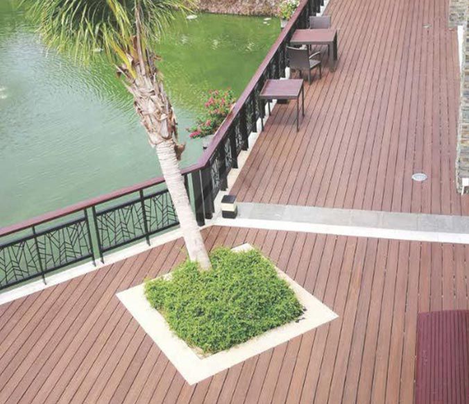 China Manufacture Outdoor Wpc Boards composite Seamless Decking With Factory Price